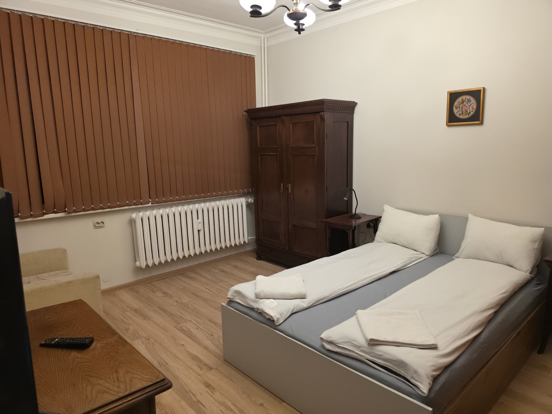 Downtown 1-BR